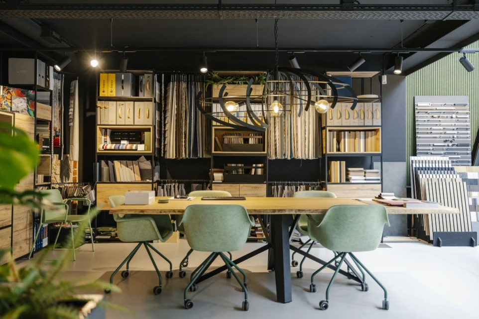 Stalenhoek in onze showroom